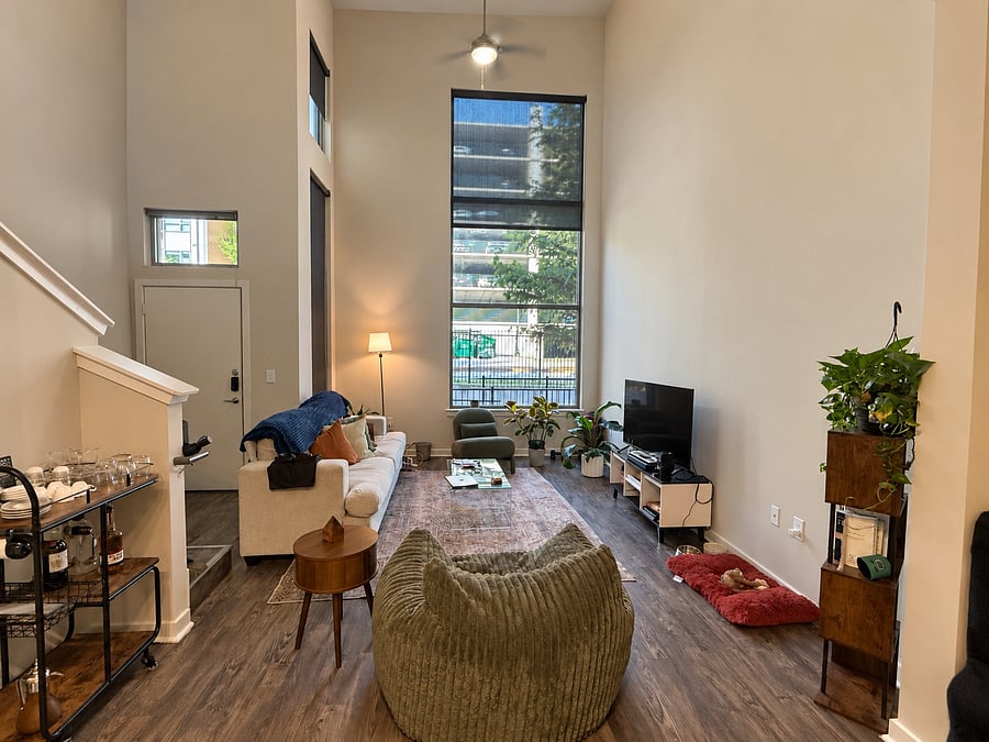 Furnished Finder property 1055130_1 photo 1