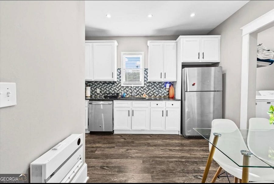 Furnished Finder property 1055151_1 photo 8