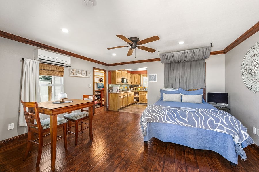 Furnished Finder property 1055168_1 photo 2