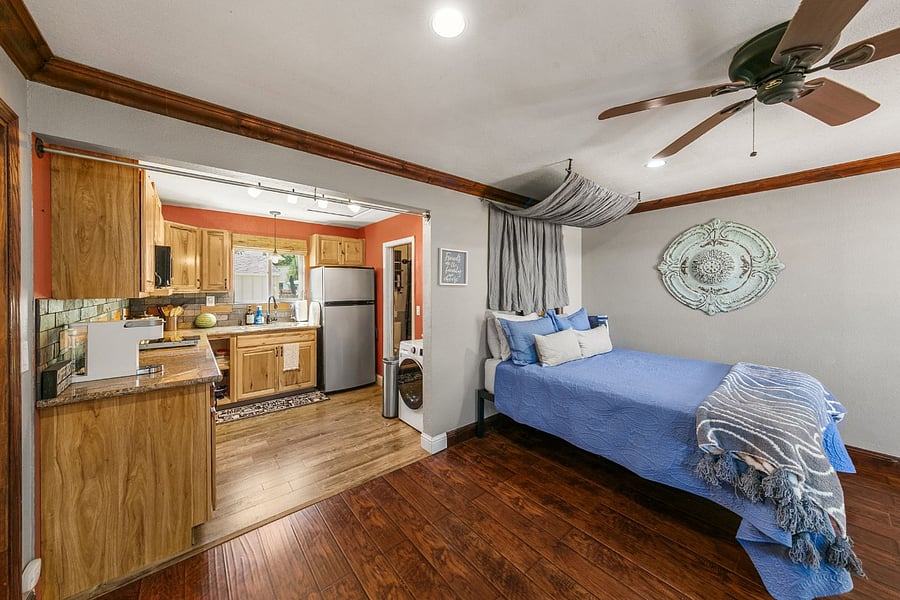 Furnished Finder property 1055168_1 photo 5