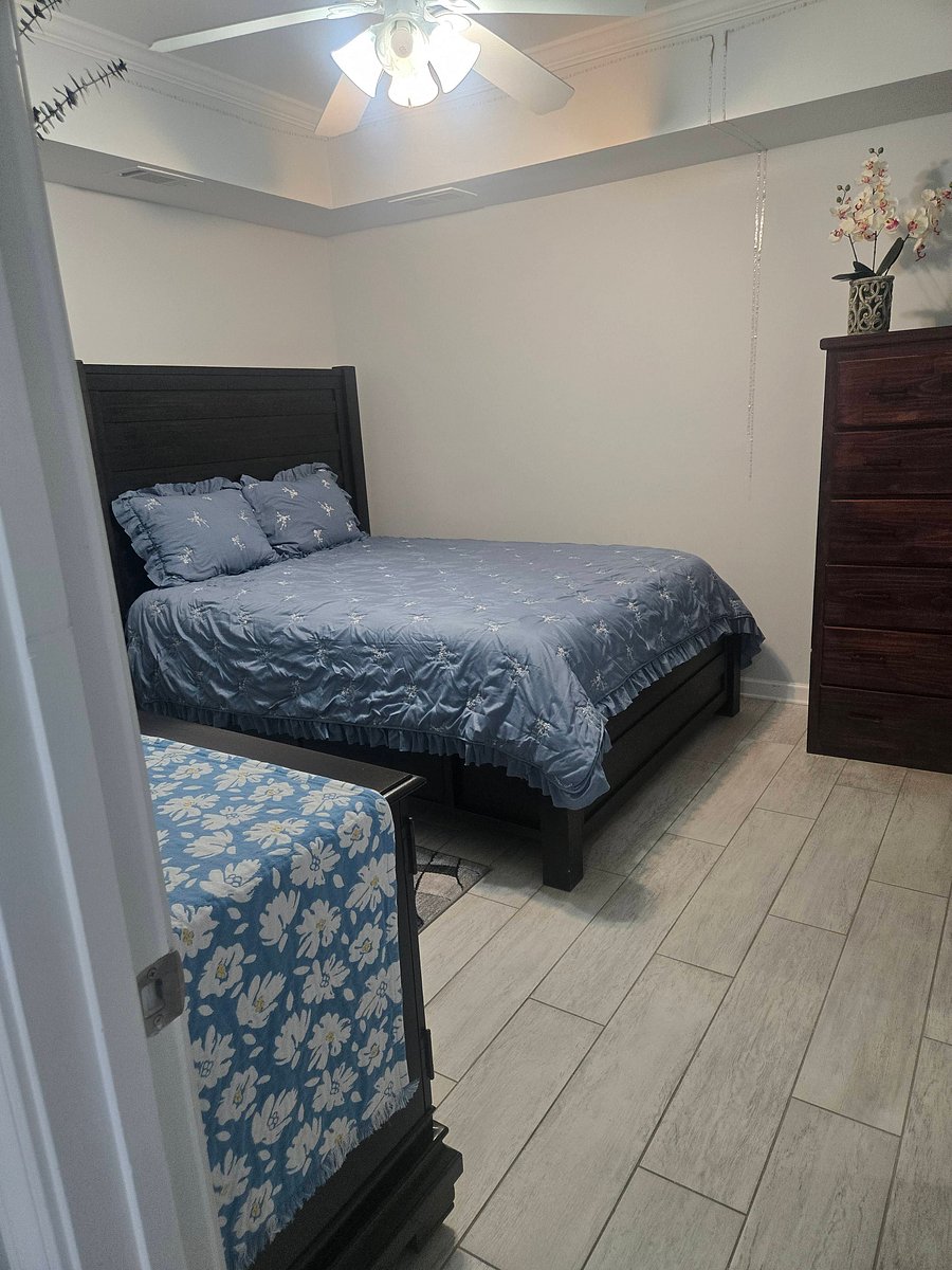 Furnished Finder property 1055179_1 photo 14