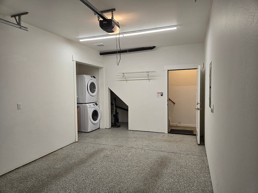 Furnished Finder property 1055185_1 photo 13