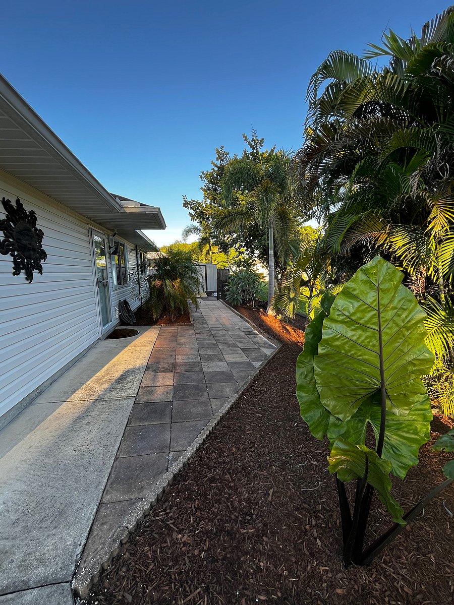 Furnished Finder property 1055188_1 photo 12