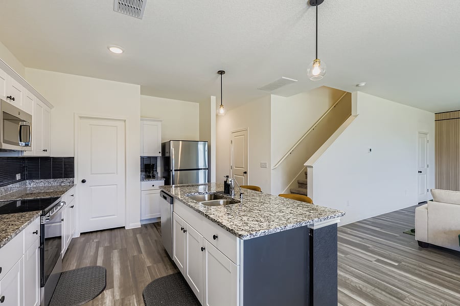 Furnished Finder property 1055191_1 photo 9