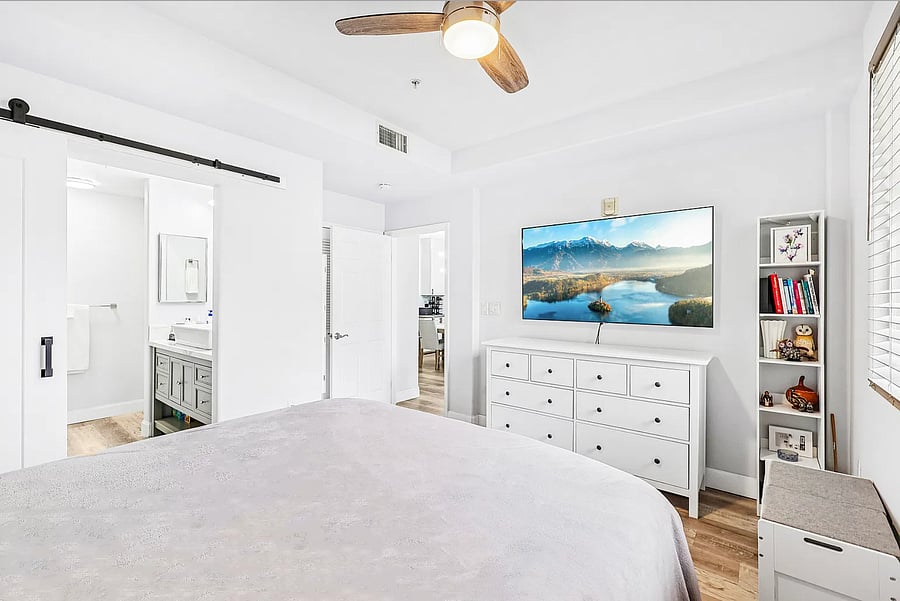 Furnished Finder property 1055194_1 photo 21