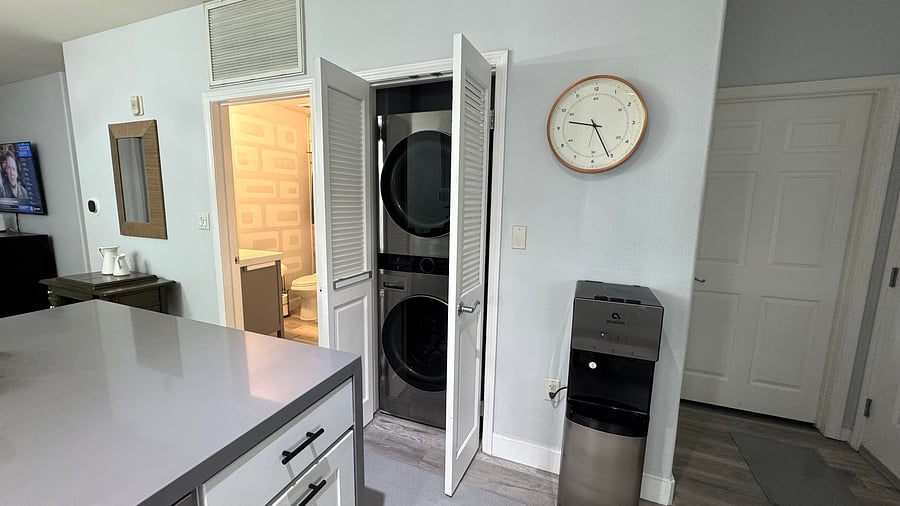 Furnished Finder property 1055194_1 photo 12