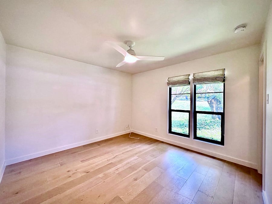 Furnished Finder property 1055196_1 photo 9