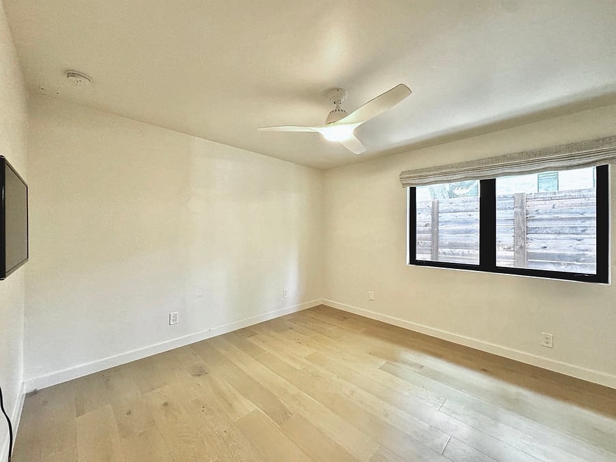 Furnished Finder property 1055196_1 photo 11