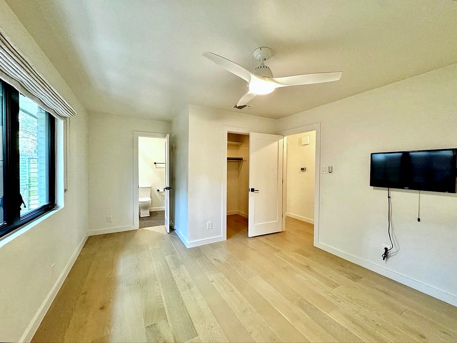 Furnished Finder property 1055196_1 photo 12