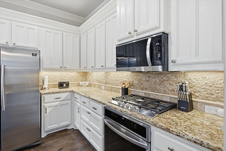 Furnished Finder property 1055205_1 photo 30