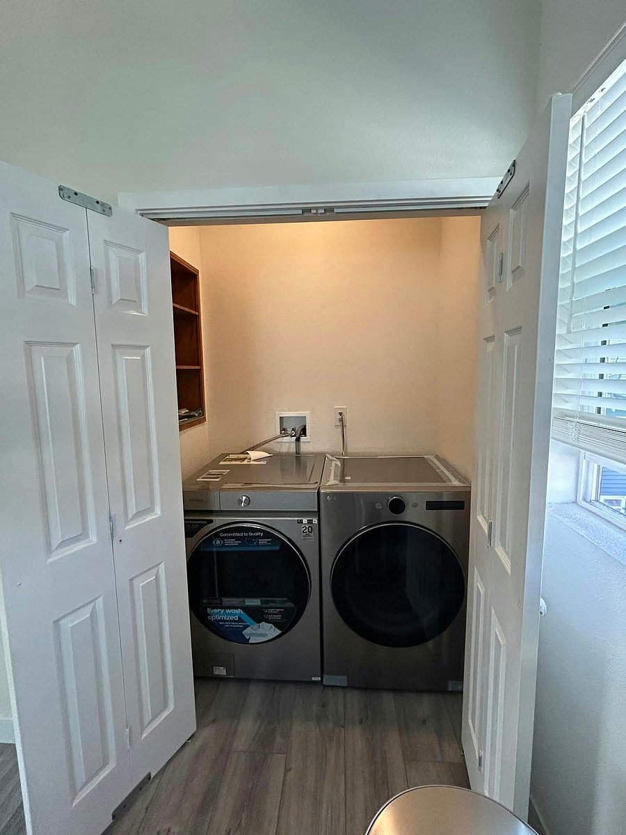 Furnished Finder property 1055210_1 photo 3