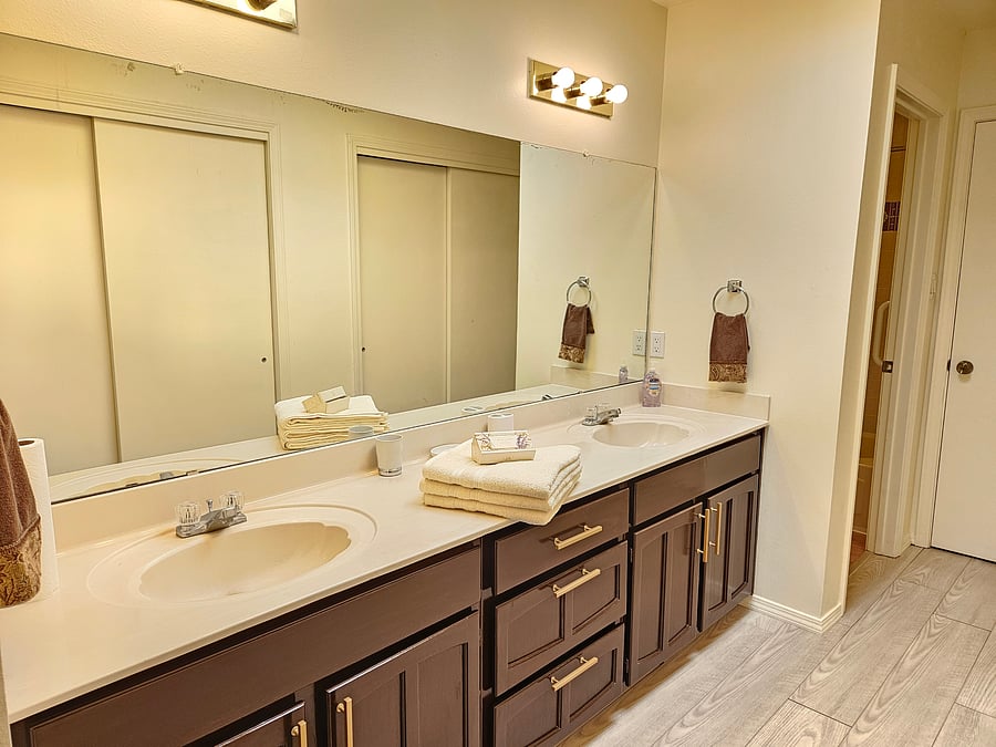 Furnished Finder property 1055213_1 photo 16