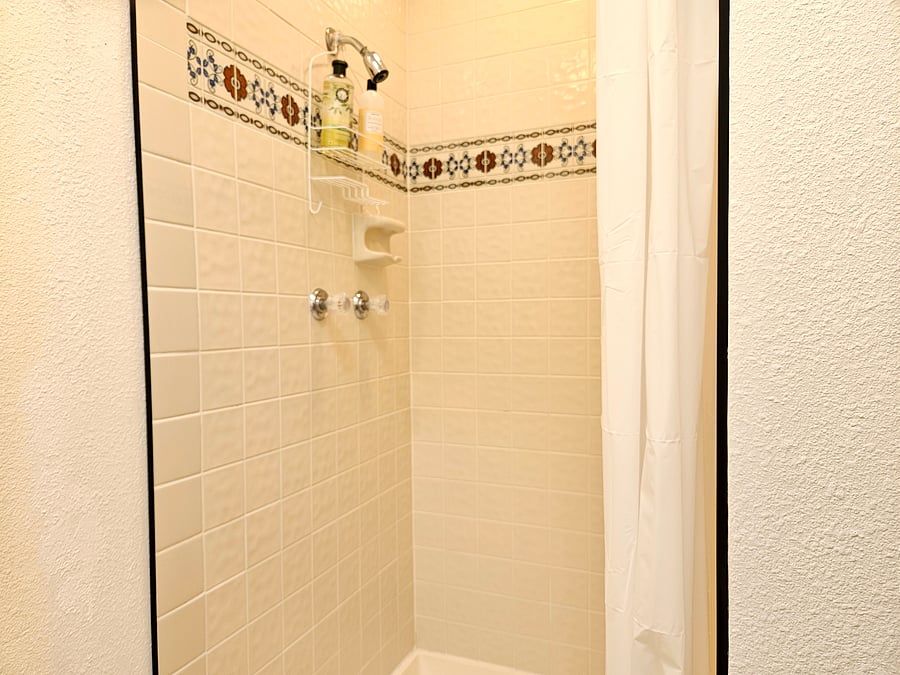 Furnished Finder property 1055213_1 photo 19