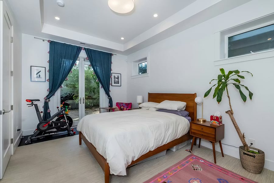 Furnished Finder property 1055231_1 photo 5