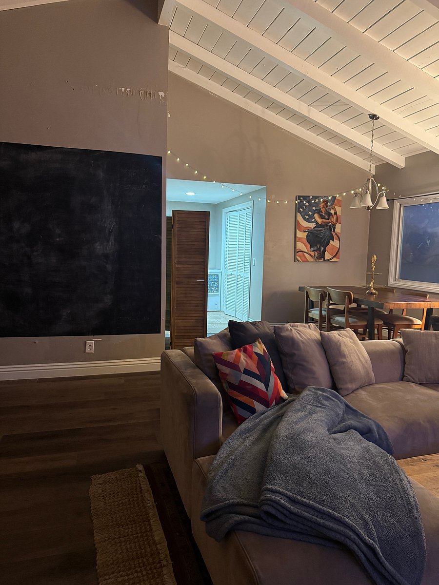 Furnished Finder property 1055240_1 photo 2