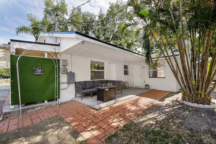 Furnished Finder property 1055241_1 photo 12