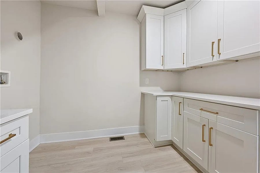 Furnished Finder property 1055253_1 photo 34
