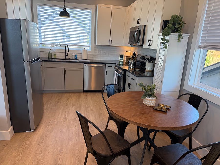 Furnished Finder property 1055257_1 photo 3