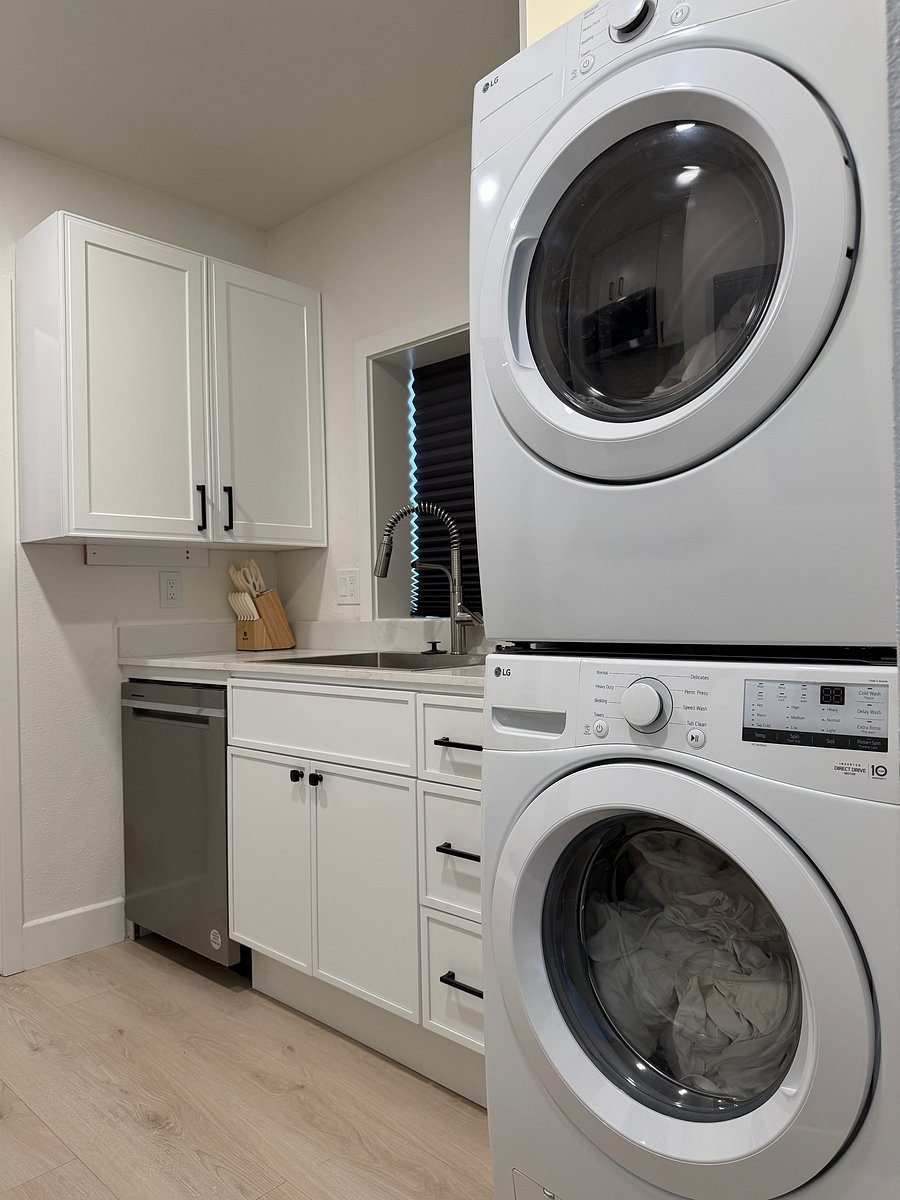Furnished Finder property 1055258_1 photo 7