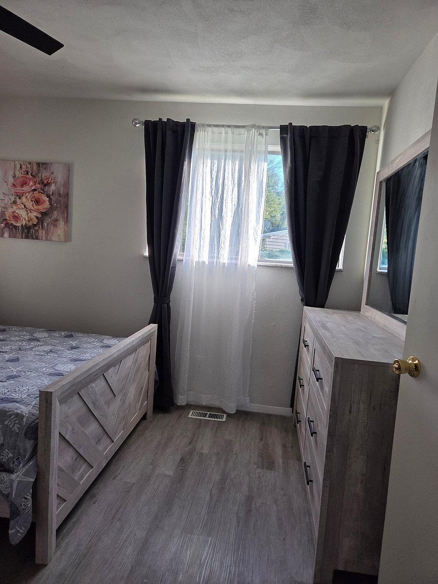 Furnished Finder property 1055261_1 photo 7