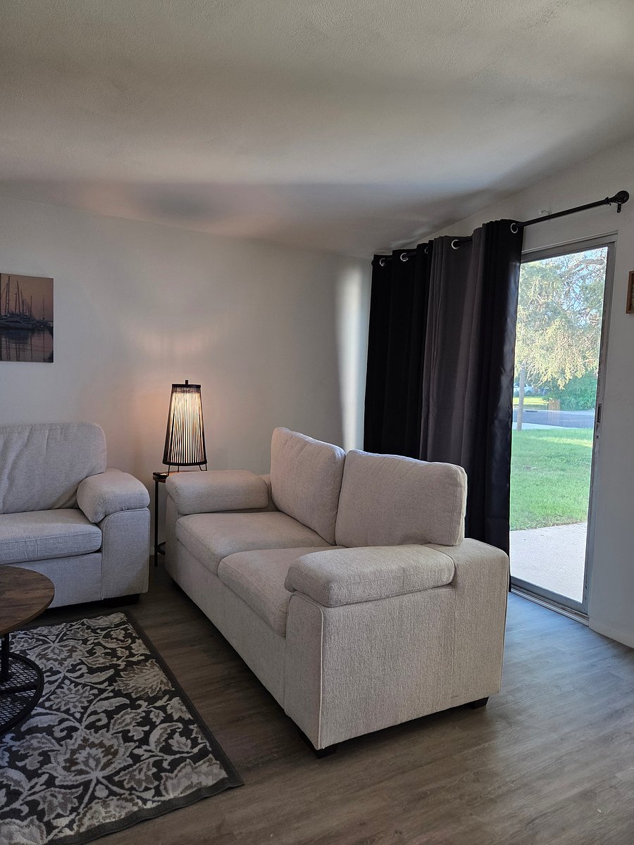 Furnished Finder property 1055261_1 photo 14