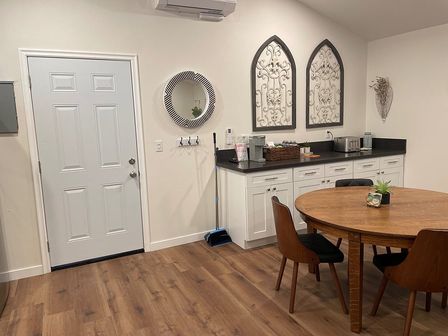 Furnished Finder property 1055263_1 photo 9