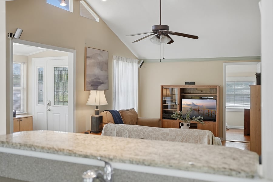 Furnished Finder property 1055292_1 photo 14
