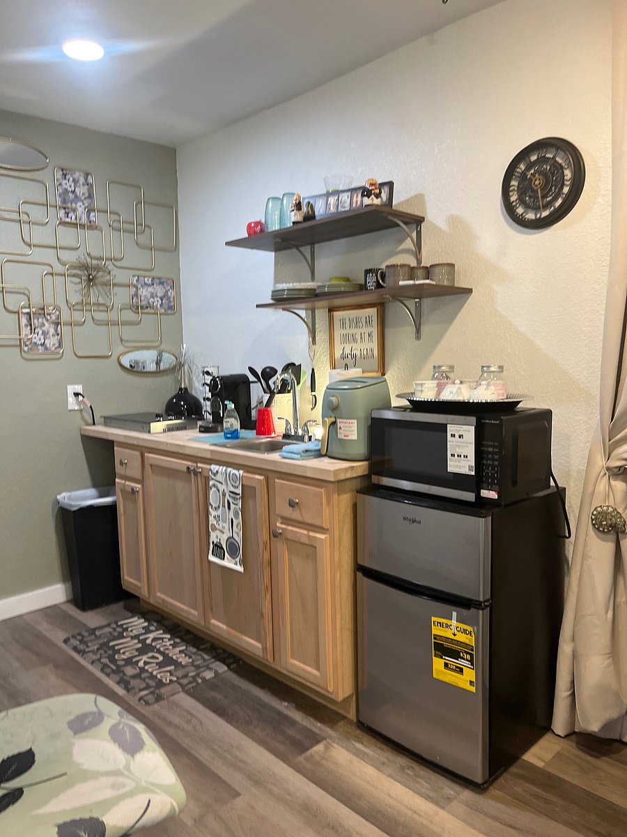 Furnished Finder property 1055309_1 photo 4