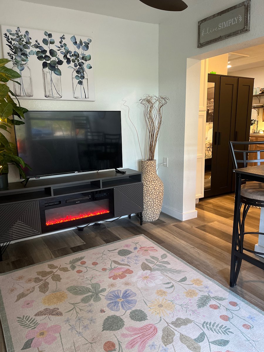 Furnished Finder property 1055309_1 photo 12