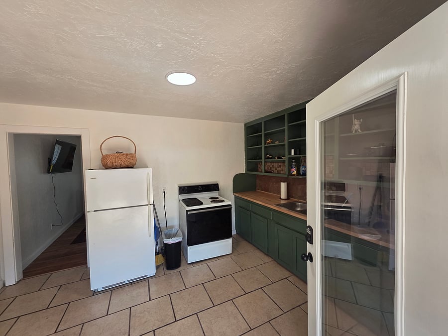 Furnished Finder property 1055319_1 photo 4