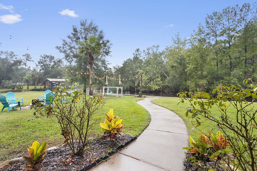 Furnished Finder property 1055332_1 photo 42