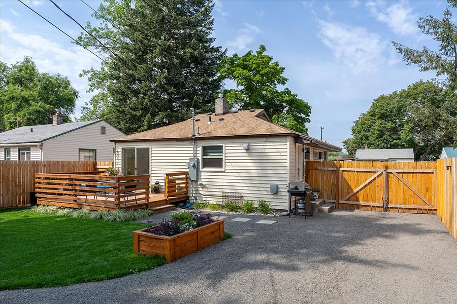 Furnished Finder property 1055334_1 photo 24