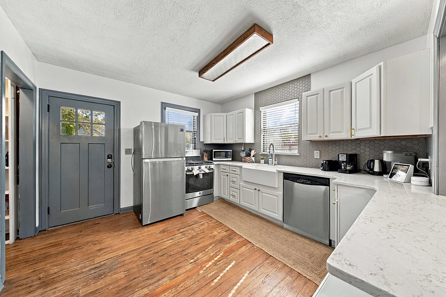 Furnished Finder property 1055352_1 photo 13