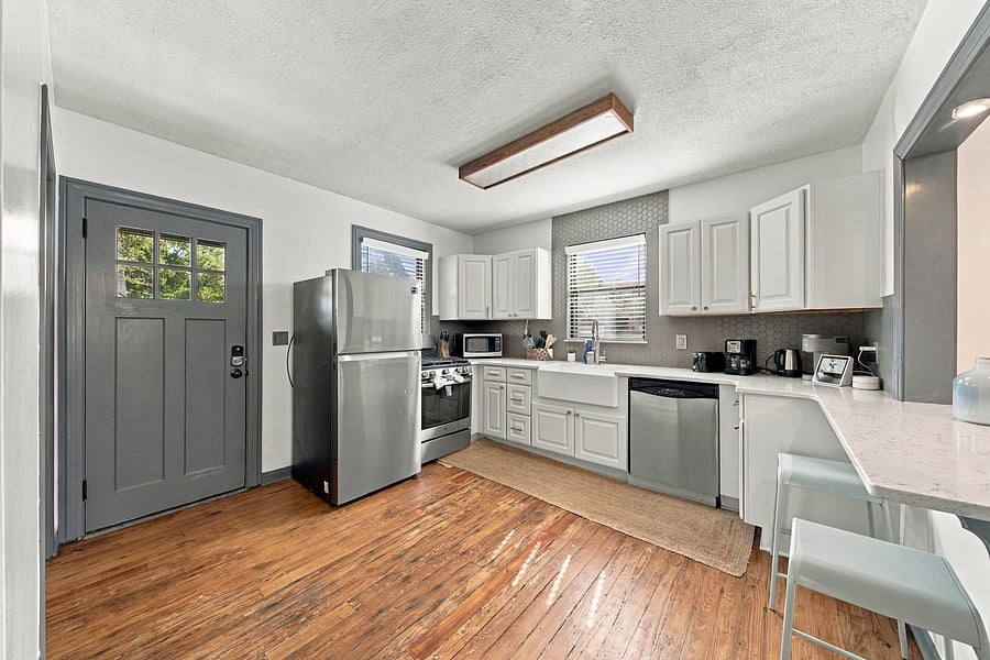 Furnished Finder property 1055352_1 photo 9