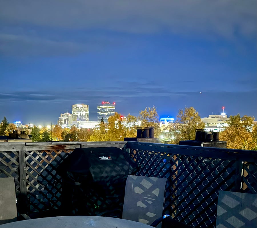     Take in the Anchorage skyline from the shared rooftop patio.