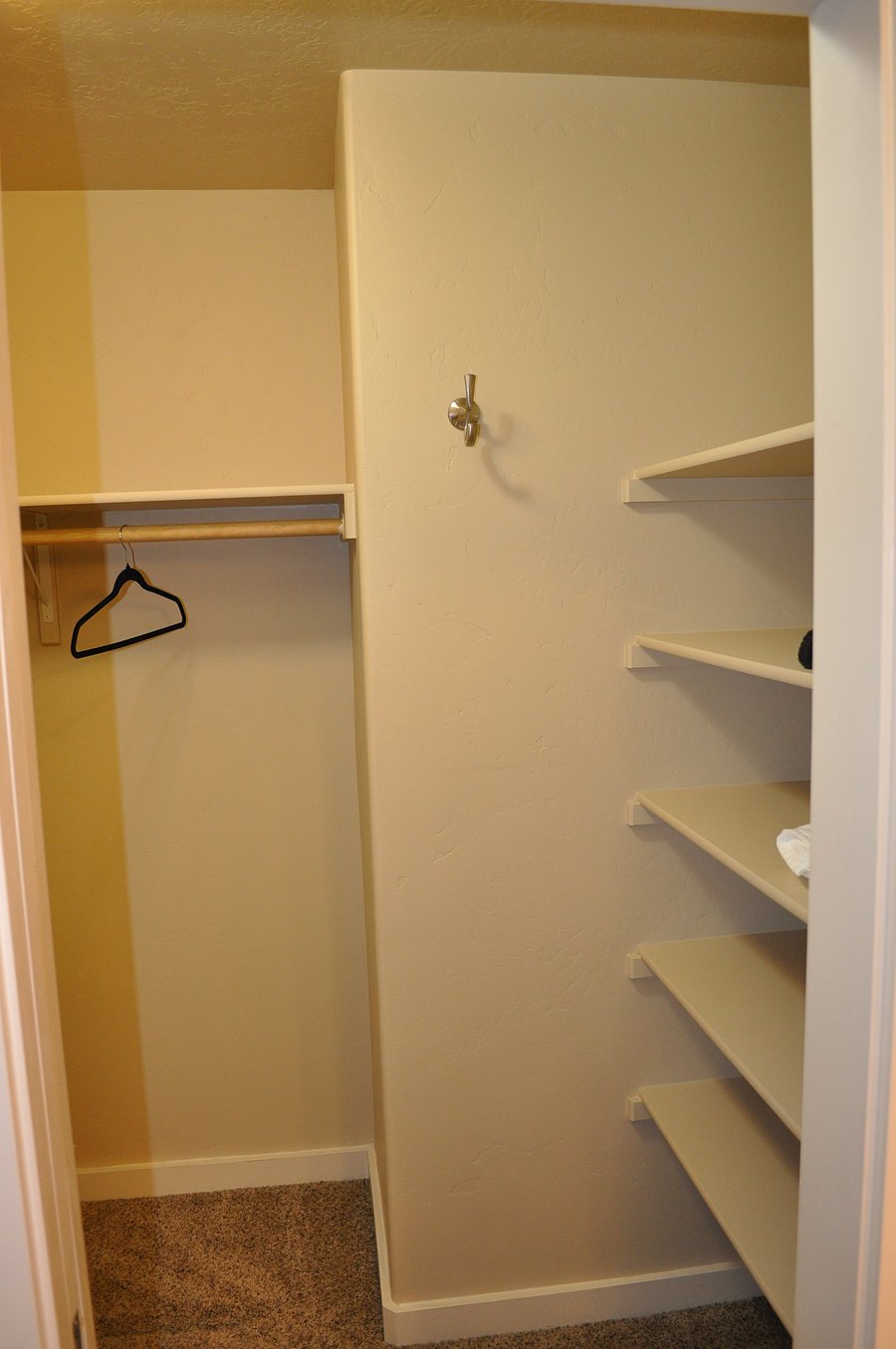 Furnished Finder property 1055392_1 photo 11