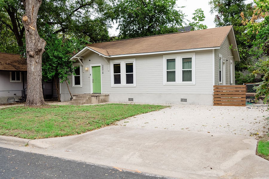 Furnished Finder property 1055429_1 photo 2