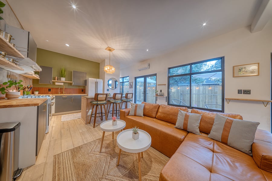 Furnished Finder property 1055433_1 photo 3