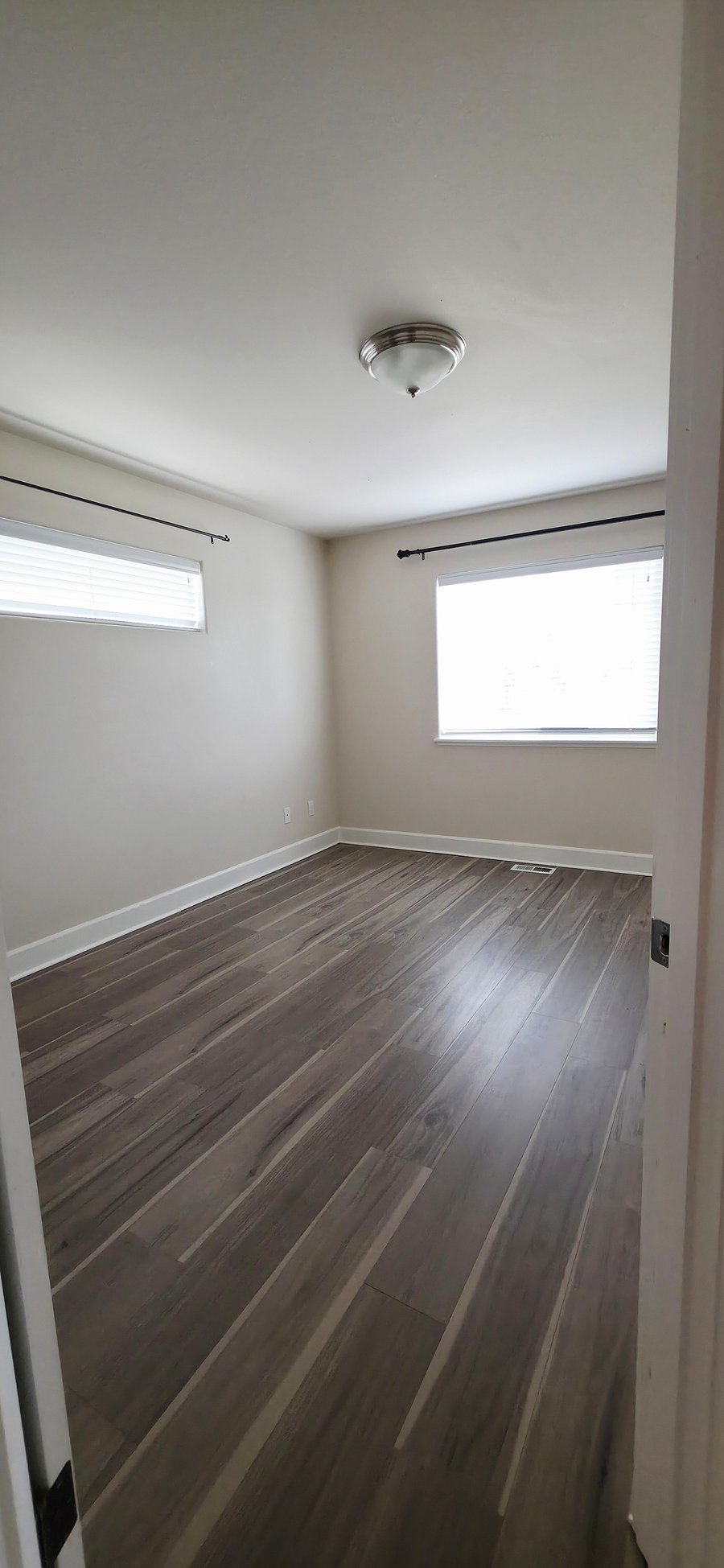 Furnished Finder property 1055444_1 photo 27