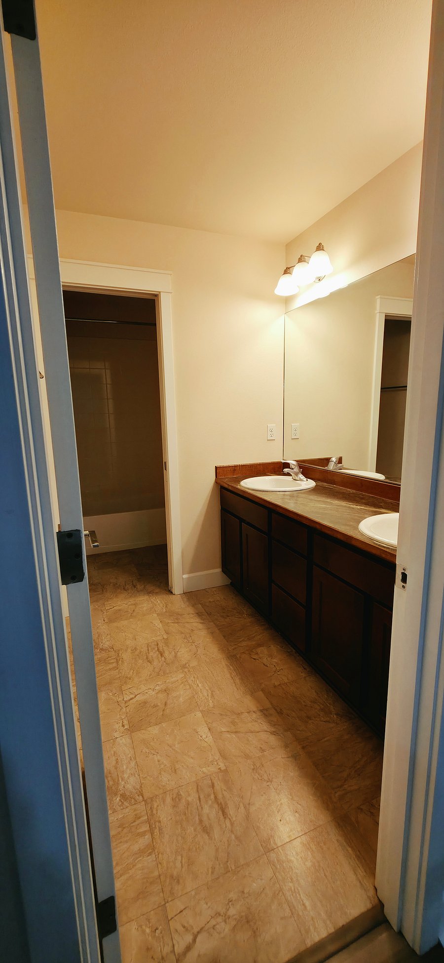 Furnished Finder property 1055444_1 photo 22