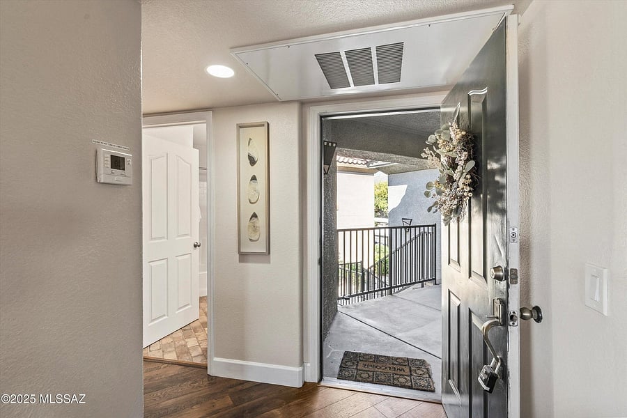 Furnished Finder property 1055486_1 photo 11