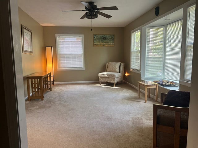 Furnished Finder property 1055487_1 photo 2