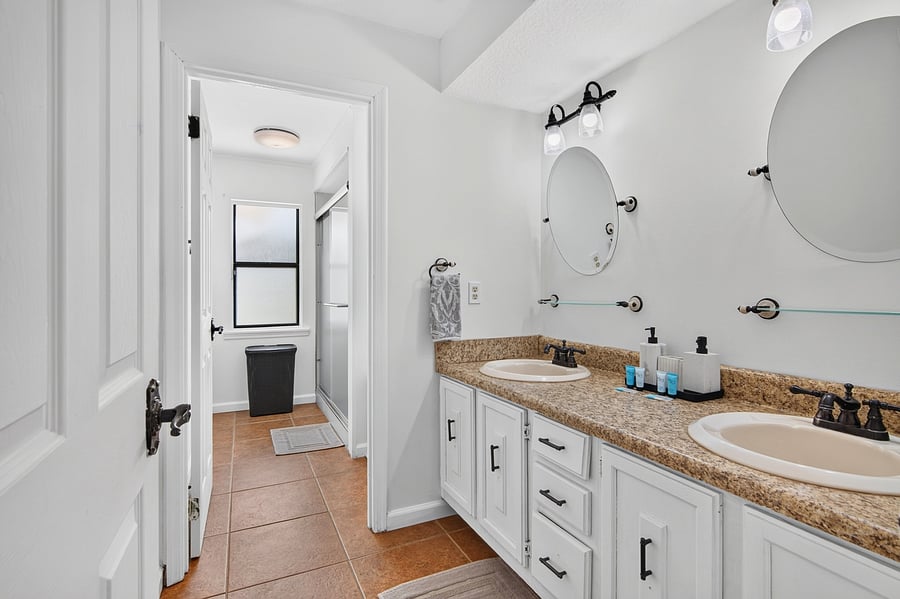 Furnished Finder property 1055538_1 photo 43
