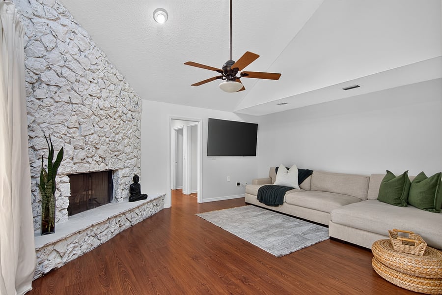 Furnished Finder property 1055538_1 photo 15