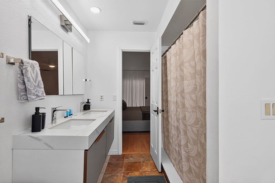 Furnished Finder property 1055538_1 photo 34