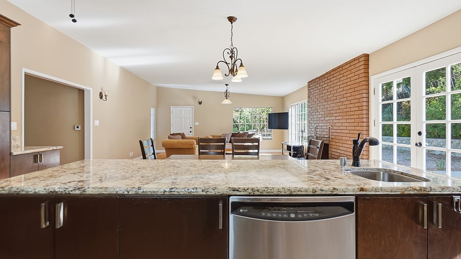 Furnished Finder property 1055547_1 photo 13
