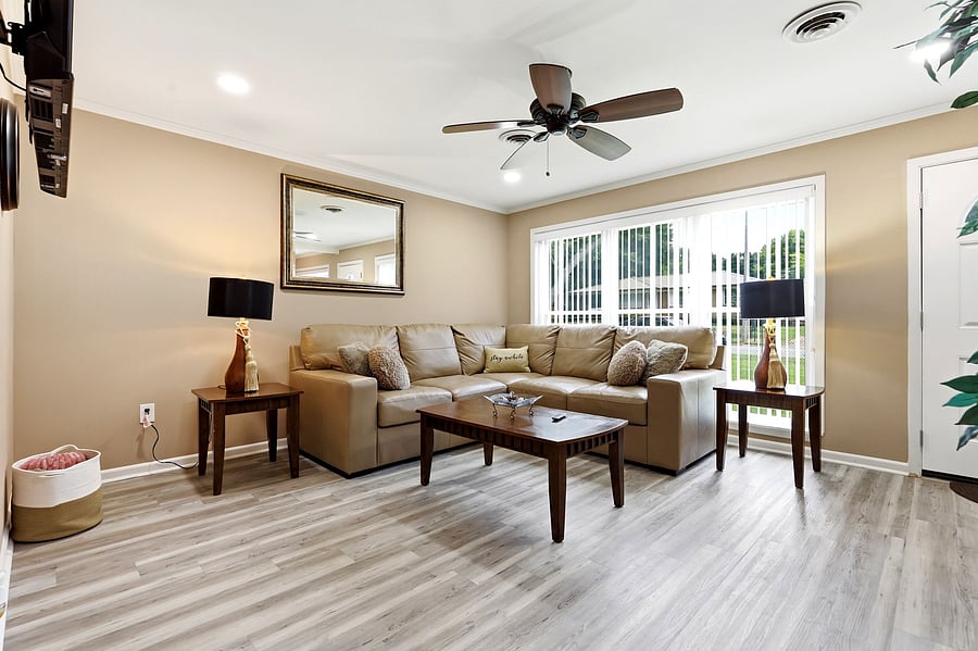 Furnished Finder property 1055560_1 photo 2