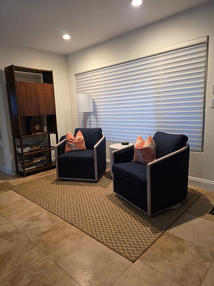 Furnished Finder property 1055566_1 photo 3