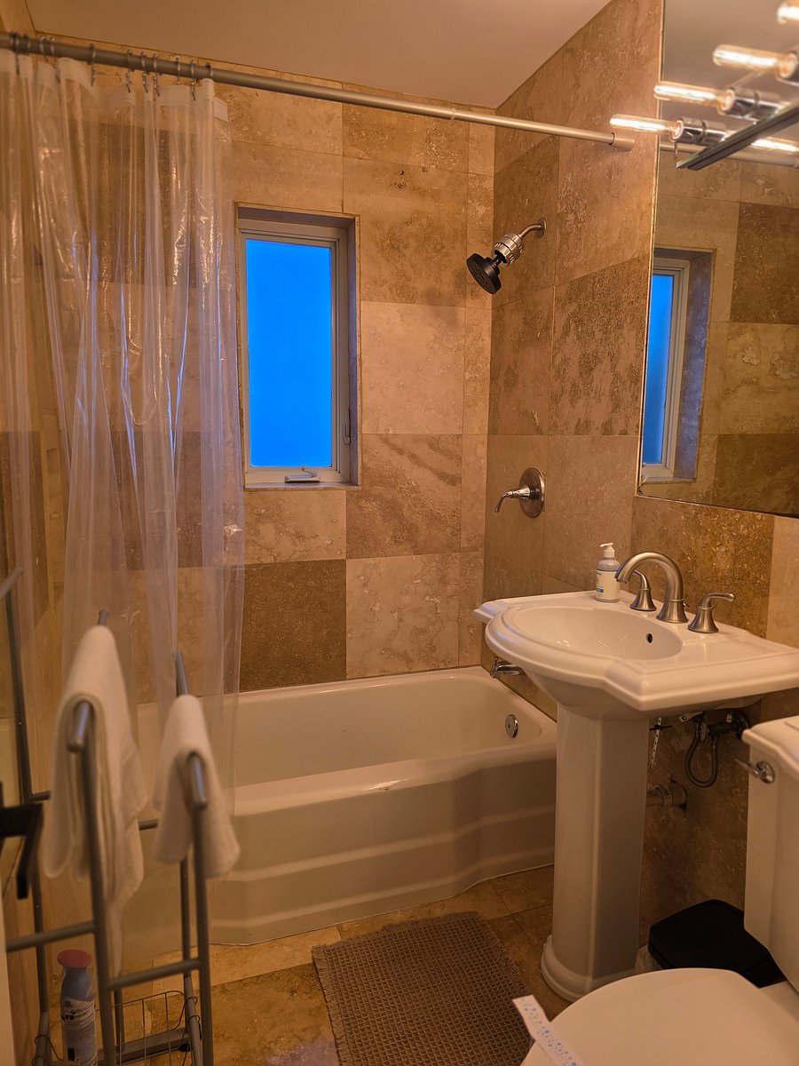 Furnished Finder property 1055566_1 photo 12