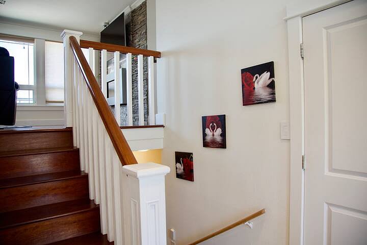 Furnished Finder property 1055573_1 photo 2
